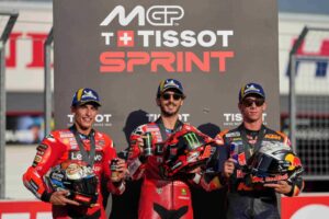 Bagnaia wins the Sprint while Marc Márquez moves closer to the title