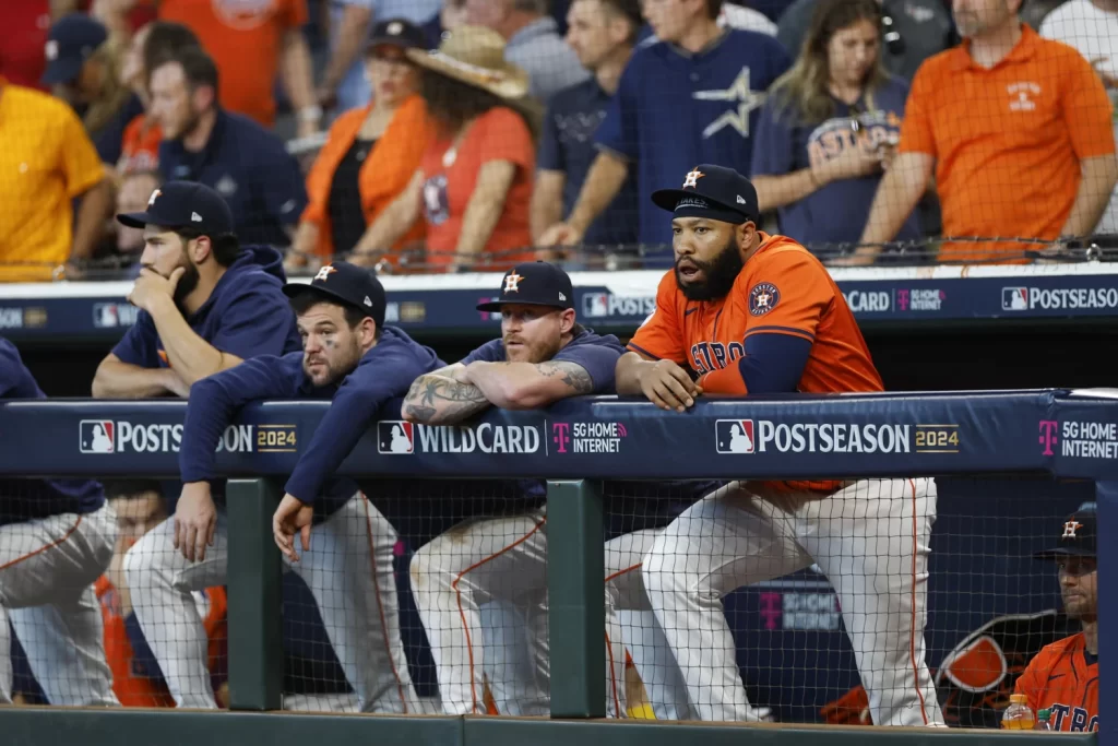 Houston Astros miss the playoffs for the first time since 2016