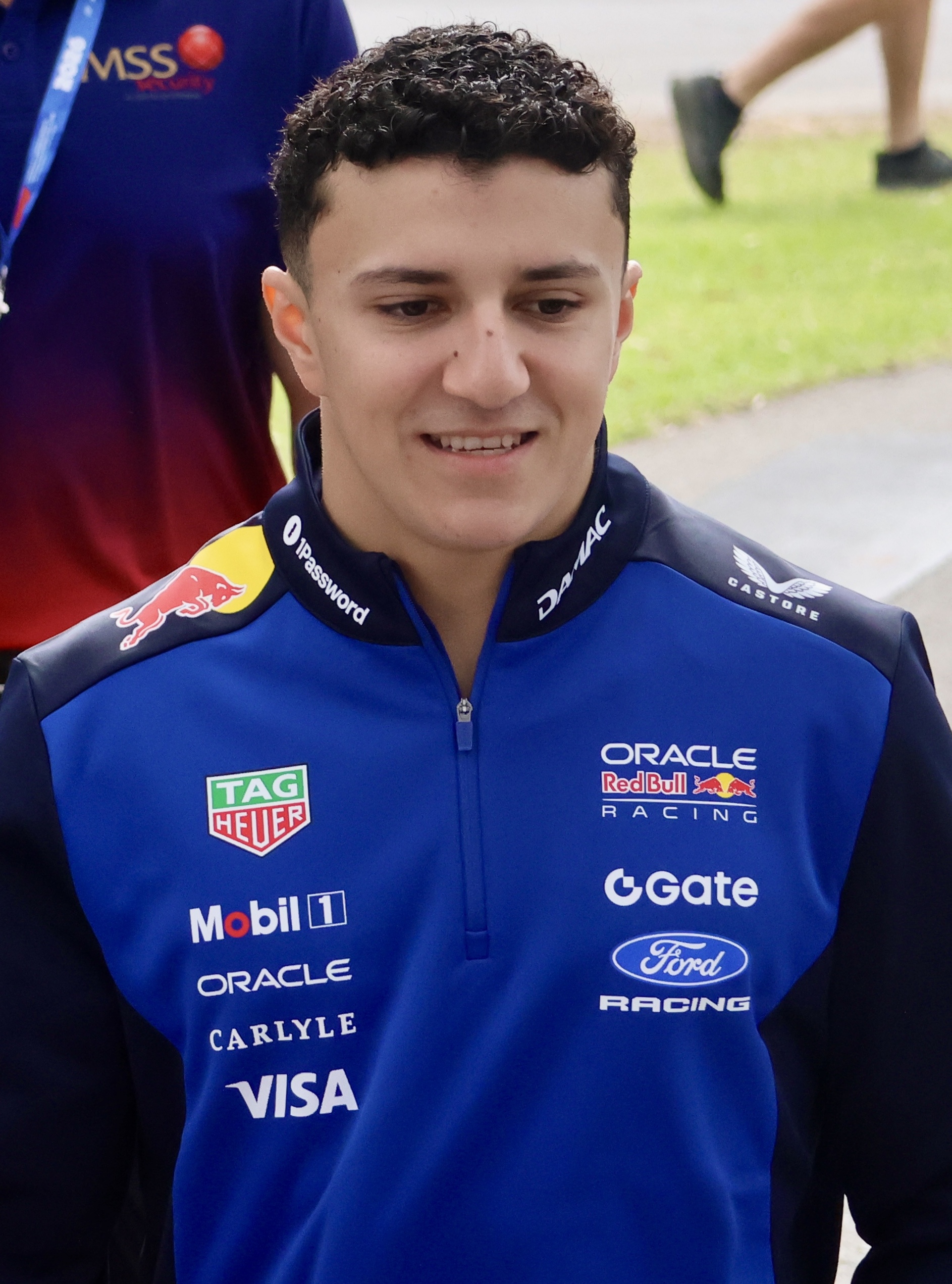Jamie Chadwick opines on the competition between Liam Lawson and Isack Hadjar at Red Bull: “He will become a serious competitor”