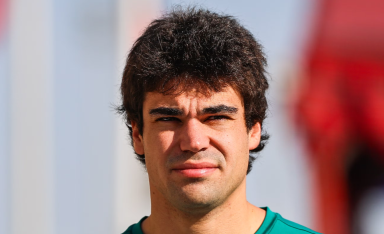 AMR26 2026, best AMR26, guide AMR26, Aston Martin F1, Lance Stroll, Mike Krack, F1 testing, active aerodynamics, Honda engine, Formula 1 2026, car performance