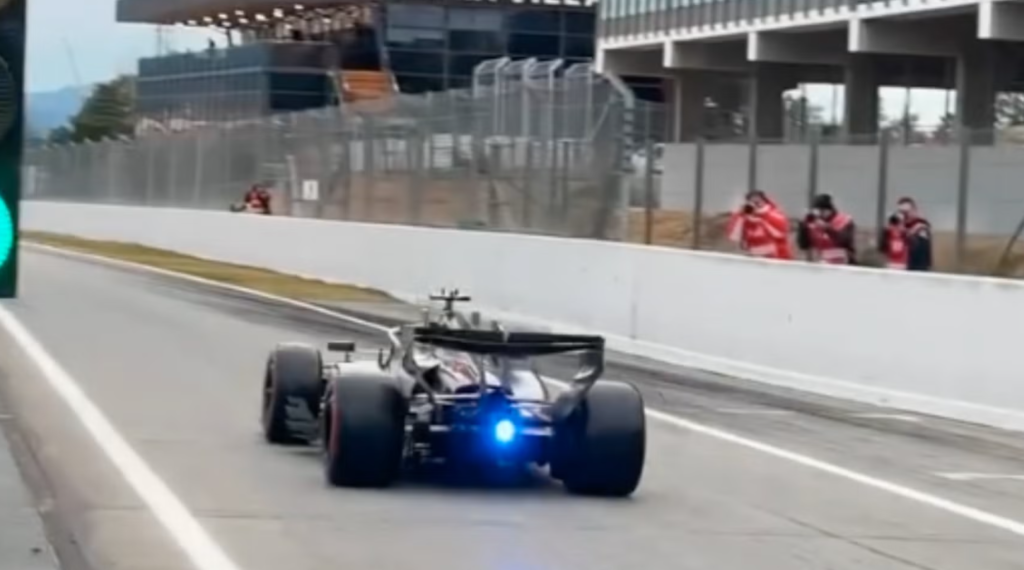 formula 1, f1 2026, aston martin f1, fernando alonso, blue light, safety feature, amr26, preseason tests, formula 1 news, f1 teams, f1 drivers, racing news, motorsport