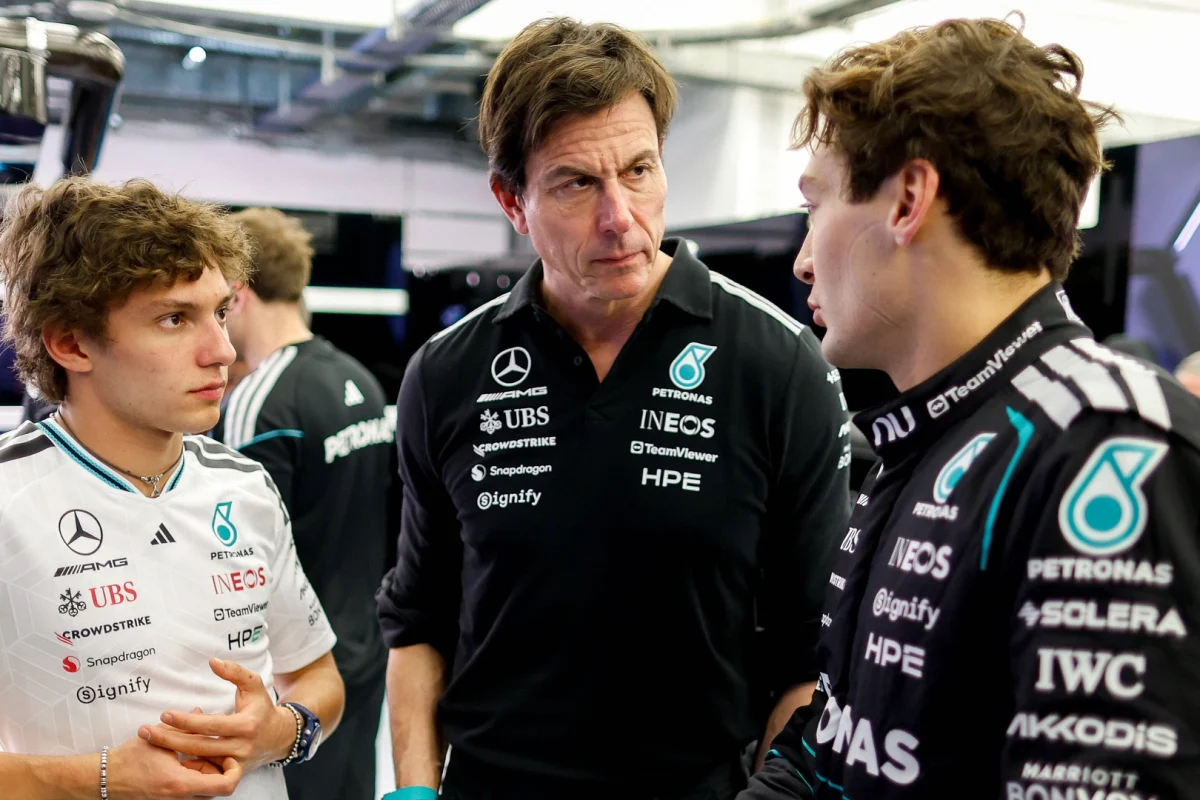 Toto Wolff Warns George Russell and Andrea Kimi Antonelli of a Battle in Mercedes F1: "I've Already Learned..."